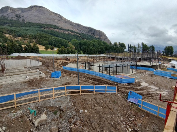 Destacan Reinicio de obras de Construcción de 192 departamentos en Coyhaique