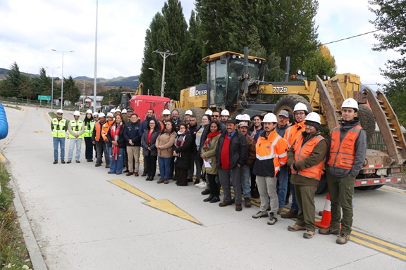 CON ENTREGA DE TERRENO A EMPRESAS CONSTRUCTORAS MOP PONE EN MARCHA CONSERVACIÓN DE CAMINOS EN ZONA CENTRO DE LA REGIÓN DE AYSÉN