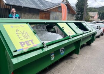 Punto limpio móvil de Coyhaique logra reciclar cerca de dos toneladas en su primer mes