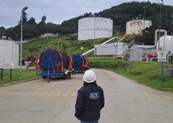 SEC Aysén monitorea seguridad y operación de planta de almacenamiento de combustibles en Puerto Chacabuco