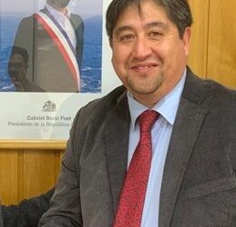 Seremi de Minería se reúne con diputados para darles a conocer iniciativas del sector minero regional y nacional