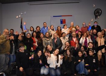 Con un encuentro intergeneracional SENAMA convocó a las personas mayores a la décima versión del concurso literario autobiográfico