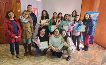 Mujeres emprendedoras de la comuna de Aysén desarrollan sus negocios junto al FOSIS