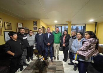 Diputado Calisto y comité pro adelanto La Paz de Puerto Aysén celebran inminente conexión a la energía eléctrica