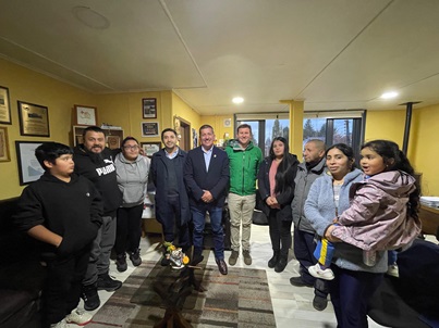 Diputado Calisto y comité pro adelanto La Paz de Puerto Aysén celebran inminente conexión a la energía eléctrica