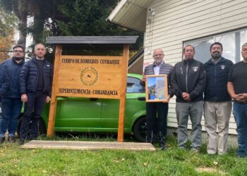 Gran Maestro de la Logia de Chile Honra el 85 Aniversario del Cuerpo de Bomberos de Coyhaique con Visita Protocolar