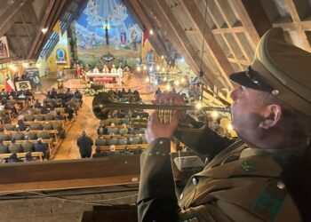 Carabineros Aysén rindió homenaje póstumo a sus tres mártires en 97 aniversario institucional