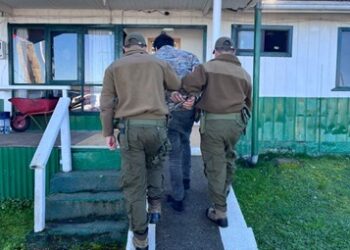 Carabineros de Melinka detuvo a sujeto por robo frustrado: sujeto registra 16 reiteraciones previas