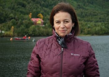Senadora Órdenes Senadora Órdenes recogió la preocupación de los vecinos de Puyuhuapi por accidentes en el puente La Falla