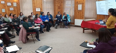 Asistentes de la Educación de Aysén y Coyhaique participaron en taller de manejo de conflictos y acompañamiento socioemocional