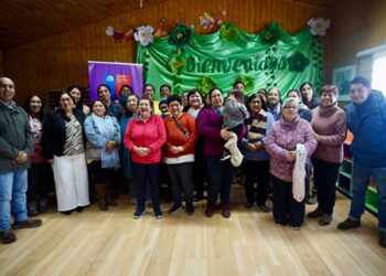 Programa Mujeres Jefas de Hogar llega a Guaitecas tras inédita expansión de cobertura de SernamEG en la Región de Aysén