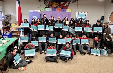 Junaeb inició la entrega de 840 computadores a estudiantes de séptimo básico de la Región de Aysén