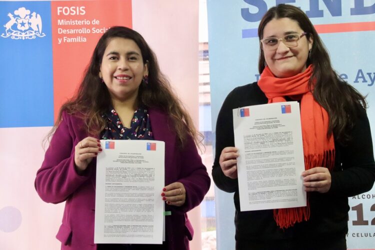 SENDA y FOSIS firman convenio de colaboración y trabajo conjunto en el Mes de la Prevención