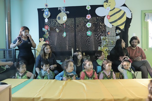 Jardín Infantil “Las Araucarias” desarrolla experiencia educativa con Abejas