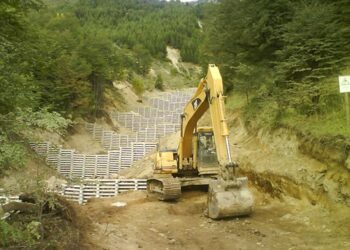 MOP CONSERVARÁ OBRAS PARA EL CONTROL ALUVIONAL DEL CERRO DIVISADERO EN LAS QUEBRADAS LA CRUZ Y SIN NOMBRE