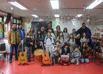 Equipos del SLEP Aysén y SEREMI atendieron en terreno requerimientos de comunidades educativas de Guaitecas