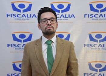 Fiscalía solicitó la prisión preventiva para ex carabinero imputado por 15 estafas en la supuesta compra de vehículos