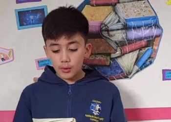 Alumno del Colegio Antoine de Saint-Exupéry de Coyhaique se convierte en ganador regional de El Placer de Oír Leer