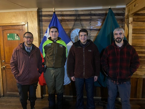 Carabineros de la Tcia. Coyhaique Alto (F) realizó evacuación de personas aisladas tras nevazón