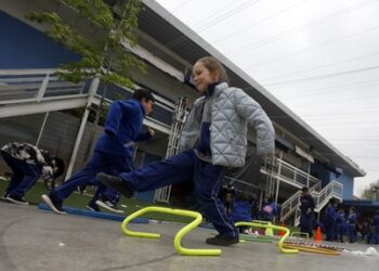 “Conoce tu colegio”: Cerca de 600 establecimientos que participarán del SAE están abiertos para que los apoderados los visiten