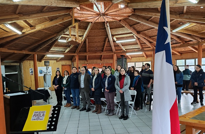 Vecinos y autoridades inauguraron obras que permitieron reponer más de mil 400 metros de pasarelas en Caleta Tortel