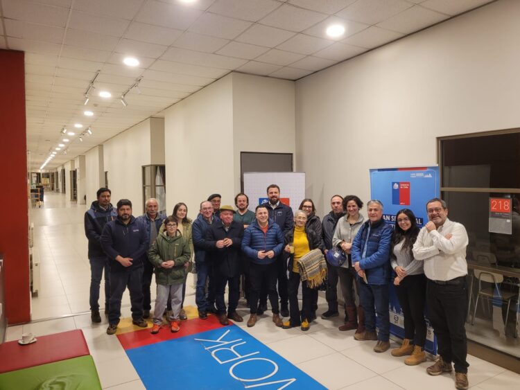 Organizaciones y vecinos analizan desafíos del cambio climático relacionados con el Transporte