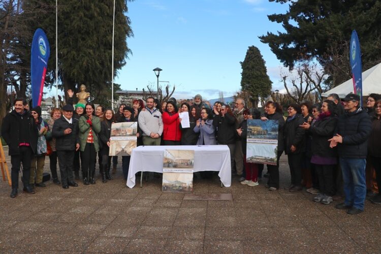 Gobierno Regional, Obras Públicas y Municipio firman convenio para construcción de Centro de Artesanal de Coyhaique