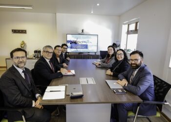 Energía destaca cumplimiento de primeros compromisos del Ministro Marcel en materia eléctrica