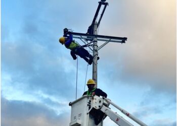 Anuncian trabajos de ampliación y mantenimiento en el servicio eléctrico de sector rural de Coyhaique