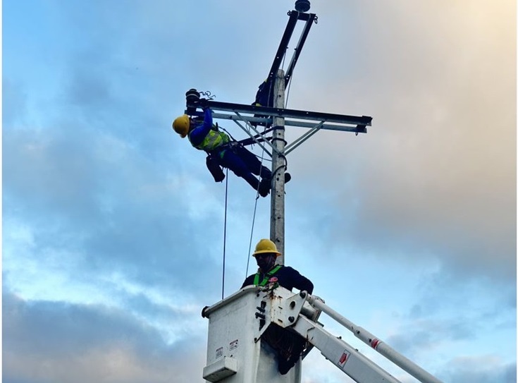 Anuncian trabajos de ampliación y mantenimiento en el servicio eléctrico de sector rural de Coyhaique