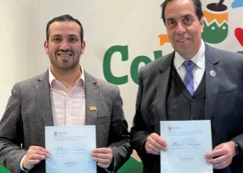 Municipio de Coyhaique y U. Finis Terrae renovaron convenio que permitirá otorgar atenciones médicas y de especialidades gratuitamente