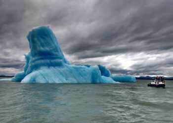 Proyecto Fic realiza taller sobre Laguna San Rafael y su impacto en el turismo sostenible de Aysén