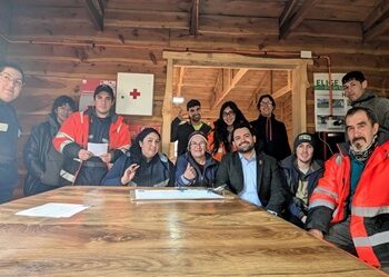 Trabajadores/as del vivero de Villa Mañihuales participaron en charla sobre la Ley Karin