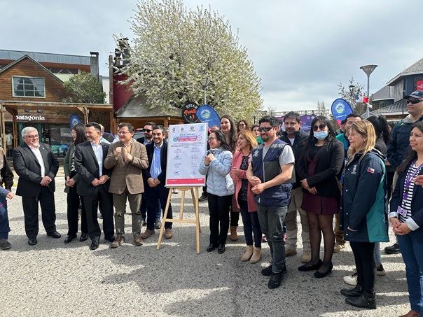 Presentan nuevo vehículo de seguridad y prevención de violencias de género para Coyhaique