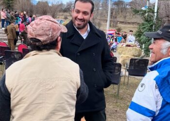 Apoyos transversales respaldan la reelección de Carlos Gatica en la alcaldía de Coyhaique