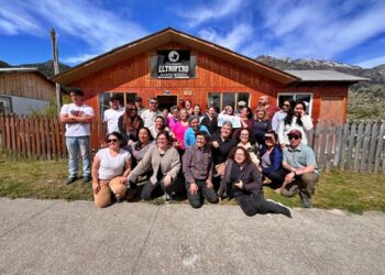 Con menús locales presentan resultados de pilotos sobre gastronomía y gestión de residuos en turismo