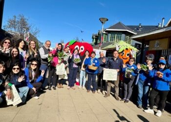Gobierno y productoras de Aysén celebran Día Mundial de la Alimentación con jornadas en terreno y venta de productos hortícolas