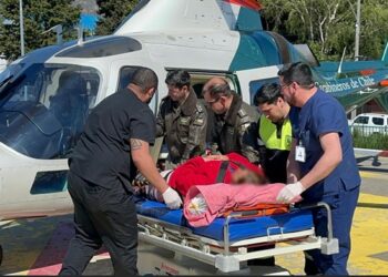 Carabineros de la Sección Aérea Coyhaique realizó traslado aeromédico de paciente durante jornada electoral