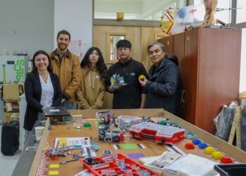 Estudiantes del Liceo Altos del Mackay representarán a Chile en Mundial de Robótica educativa