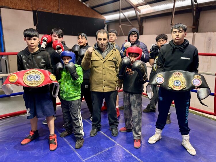Título de la Patagonia Internacional reunirá a boxeadores de Argentina, Paraguay y Chile este sábado en Coyhaique