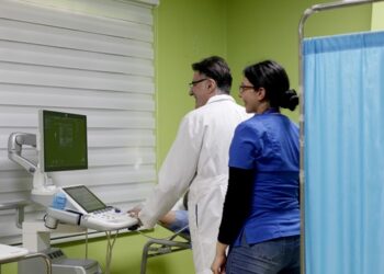 Más de 250 exámenes de ecografías abdominales y mamarias reducen lista de espera en puerto Aysén