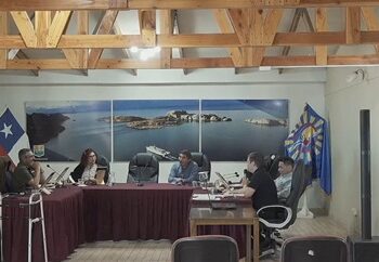 Controvertido viaje a El Calafate con fondos GORE abre debate en Chile Chico sobre cómo desarrollar el turismo