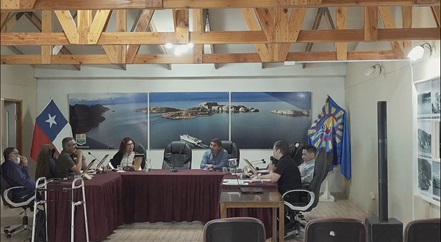 Controvertido viaje a El Calafate con fondos GORE abre debate en Chile Chico sobre cómo desarrollar el turismo