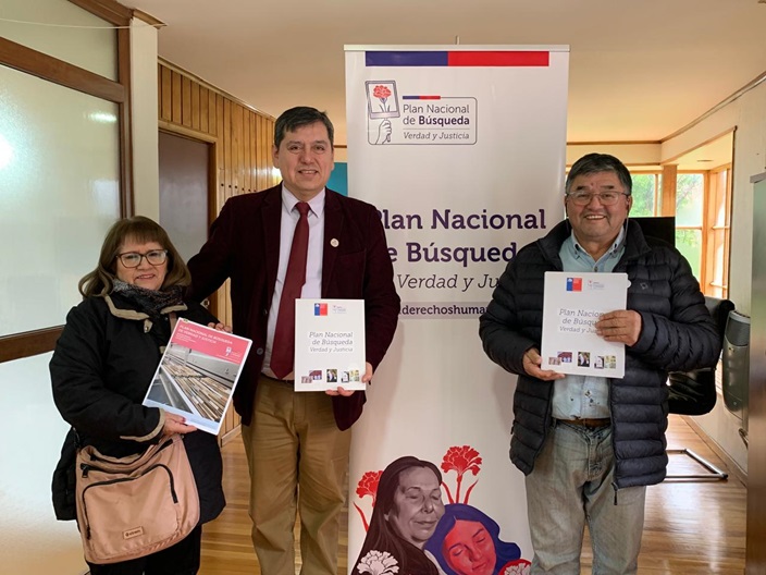 Entregan material de difusión del Plan Nacional de Búsqueda, de Verdad y Justicia a Agrupaciones de Derechos Humanos en Coyhaique