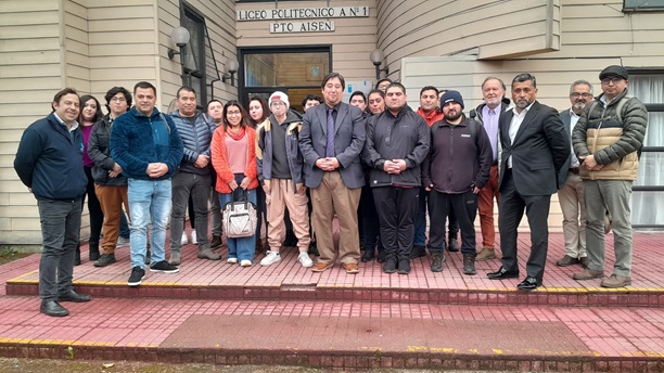 Estudiantes del CFT Estatal de Aysén participaron de charla sobre Royalty Minero