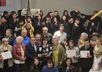 “CORAZÓN RESILIENTE” OBTIENE PRIMER LUGAR EN CONCURSO LITERARIO DE SENAMA