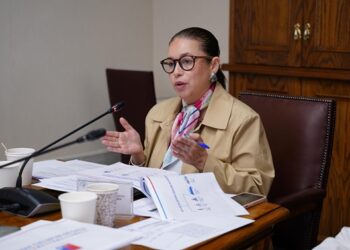 Senadora Órdenes destacó proyecto de ley que se hace cargo de la Deuda Histórica de las y los profesores: “Ahora le toca al Congreso”