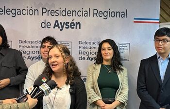 Autoridades Regionales se reunieron con estudiantes que obtuvieron la Distinción a la Trayectoria Educativa DTE tras rendir la PAES 2024