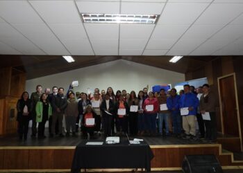 Más de 500 pescadores y pescadoras de Guaitecas y Raúl Marín, recibieron certificación en programa de INDESPA