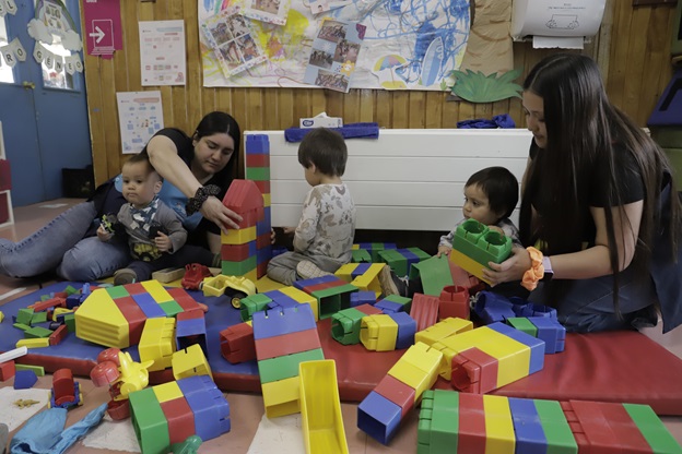 Familias destacan los beneficios del programa «Vacaciones en Mi Jardín» 2025